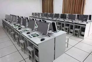 計算機應(yīng)用與機房維護服務(wù) 構(gòu)建高效穩(wěn)定的數(shù)字化學(xué)習(xí)環(huán)境