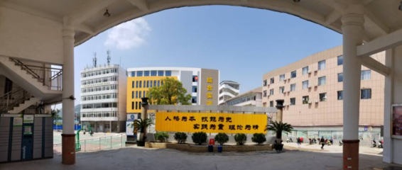 廣西桂林商貿旅游技工學校 深化計算機房維護服務，保障優質教學實踐平臺